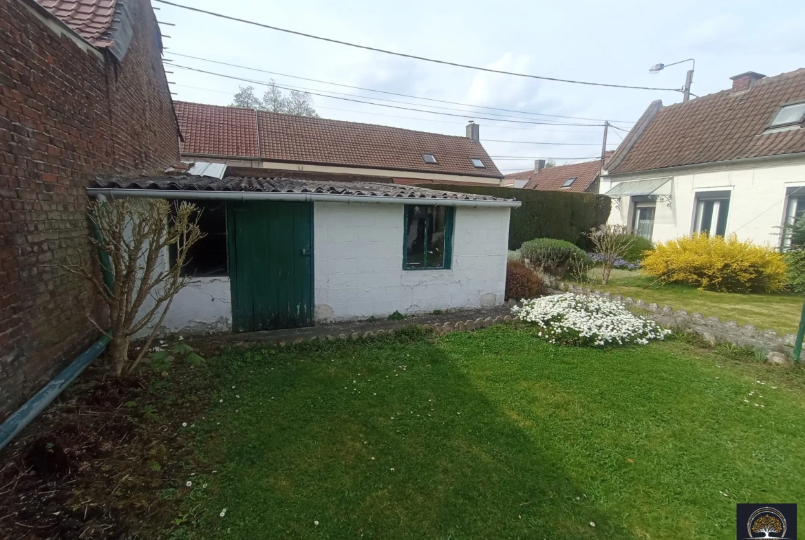 Longère individuelle semi de plain-pied avec grand potentiel à Courcelles-lès-Lens 