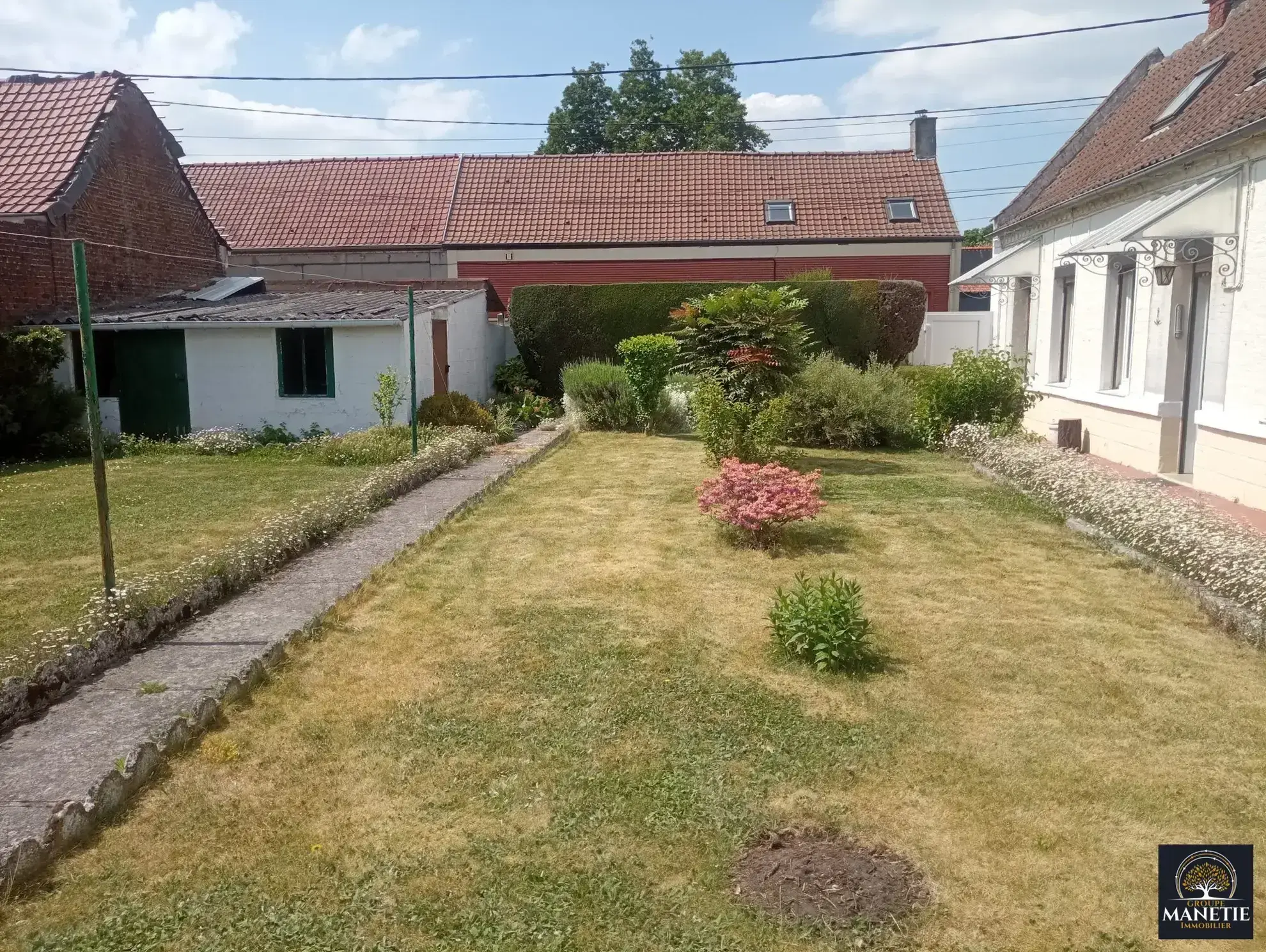 Longère individuelle semi de plain-pied avec grand potentiel à Courcelles-lès-Lens 