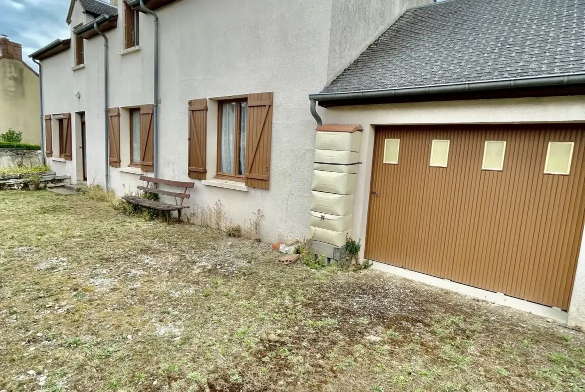 Maison ancienne avec jardin et potentiel à Saint-Victeur 