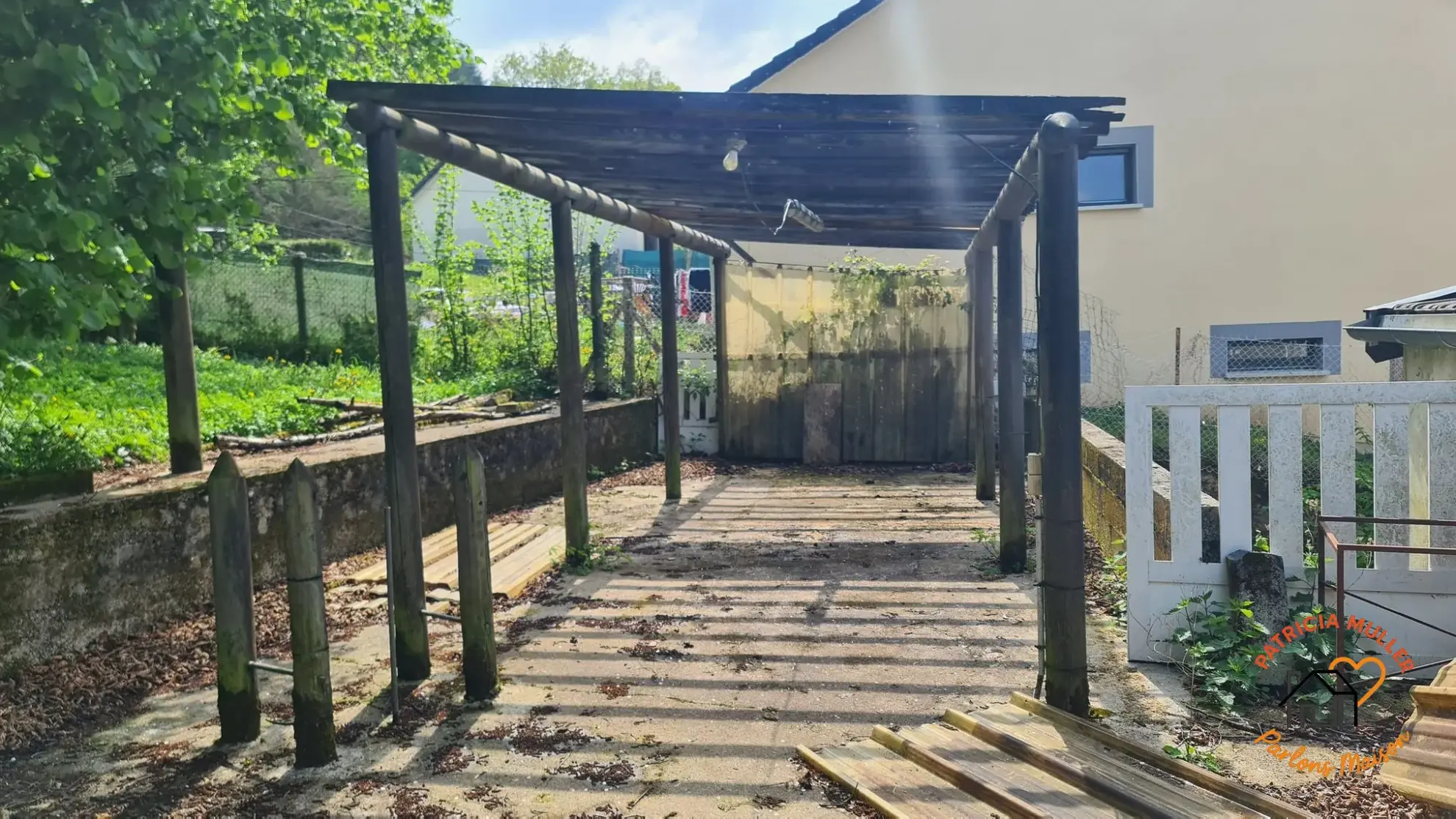 Maison familiale de 154 m² à vendre à Joigny-sur-Meuse avec terrain arboré 