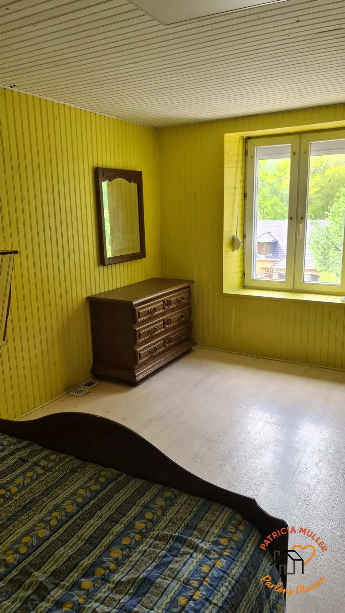 Maison familiale de 154 m² à vendre à Joigny-sur-Meuse avec terrain arboré 