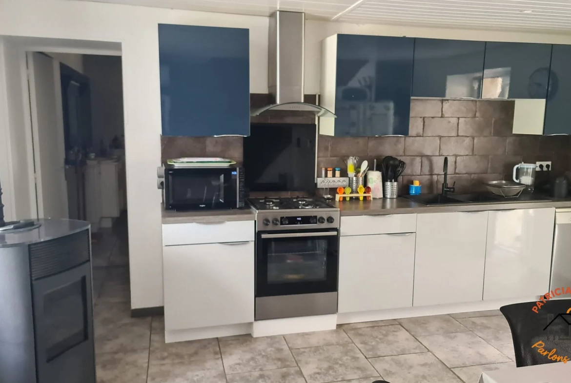 Maison familiale de 154 m² à vendre à Joigny-sur-Meuse avec terrain arboré 