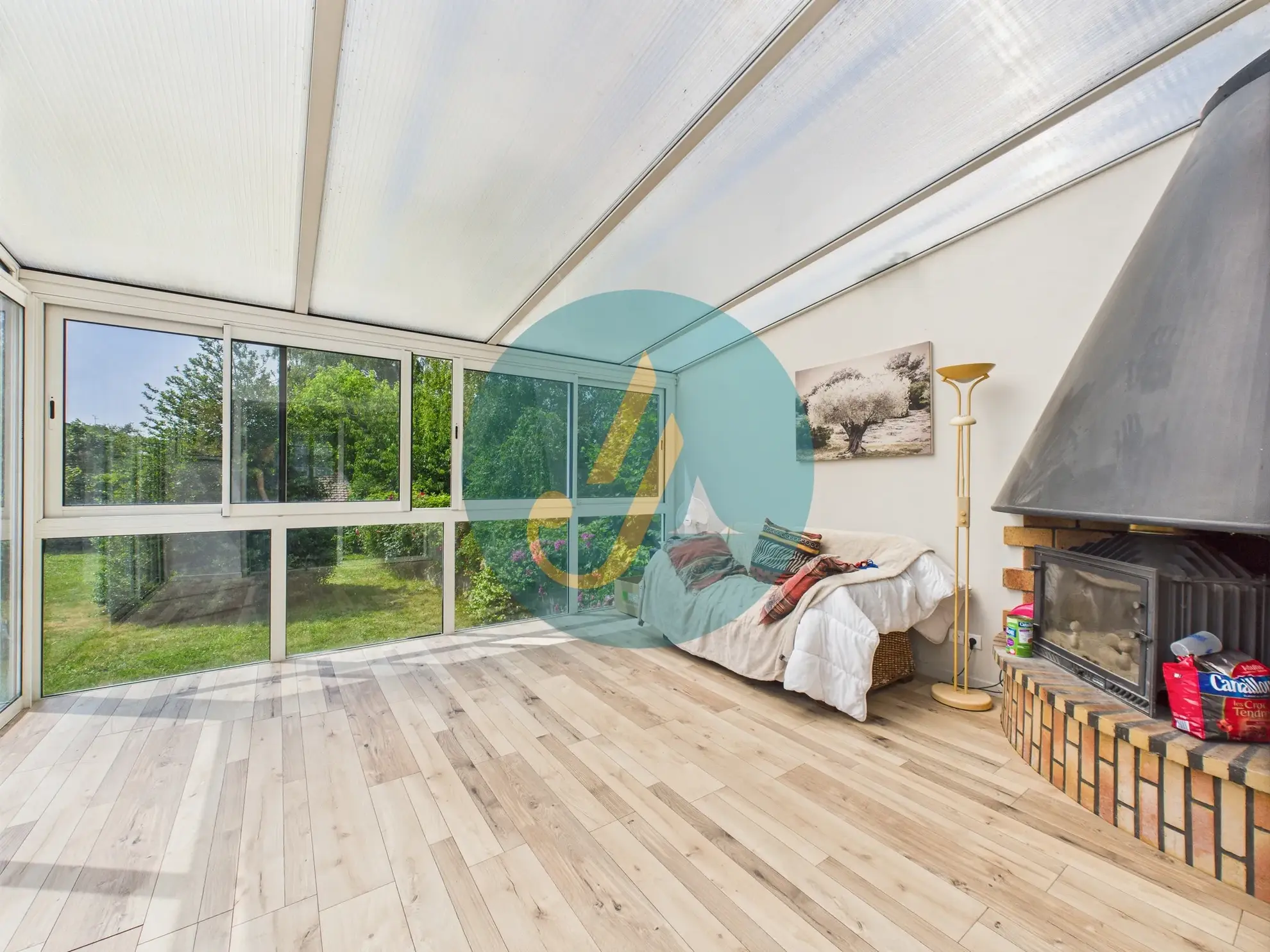 À Nevers, maison de charme avec trois logements indépendants et potentiel locatif élevé 