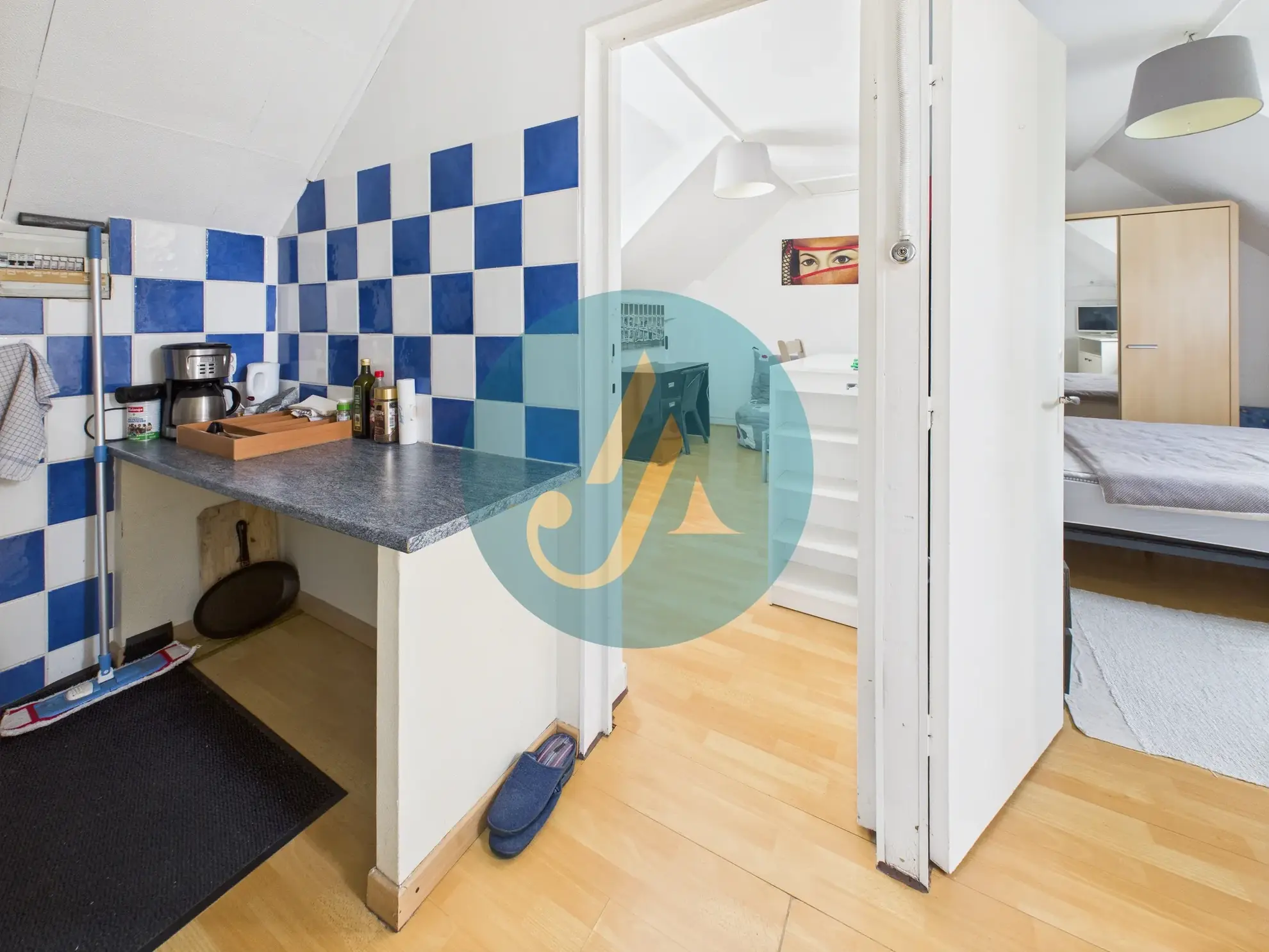 À Nevers, maison de charme avec trois logements indépendants et potentiel locatif élevé 