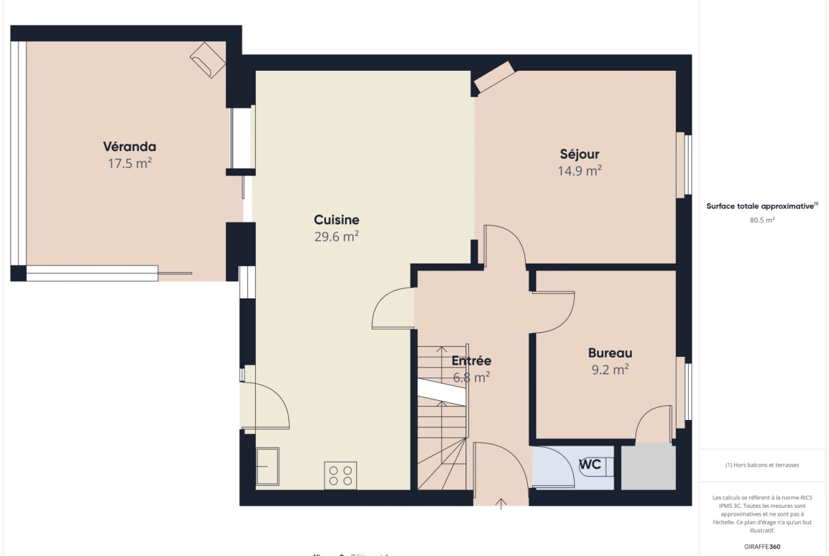 À Nevers, maison de charme avec trois logements indépendants et potentiel locatif élevé 