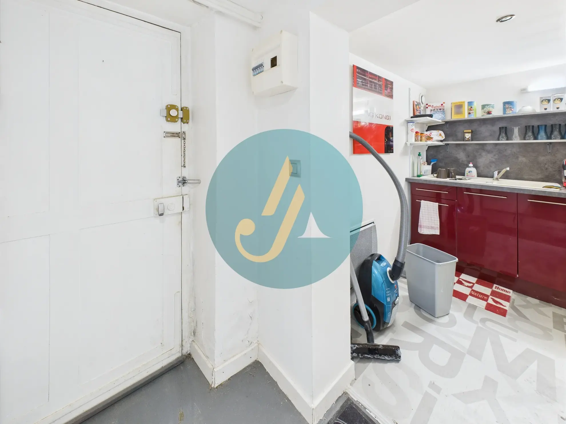 À Nevers, maison de charme avec trois logements indépendants et potentiel locatif élevé 
