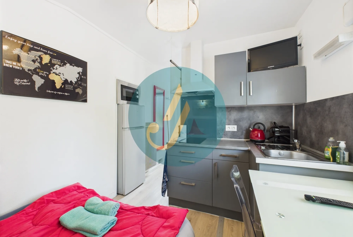 À Nevers, maison de charme avec trois logements indépendants et potentiel locatif élevé 