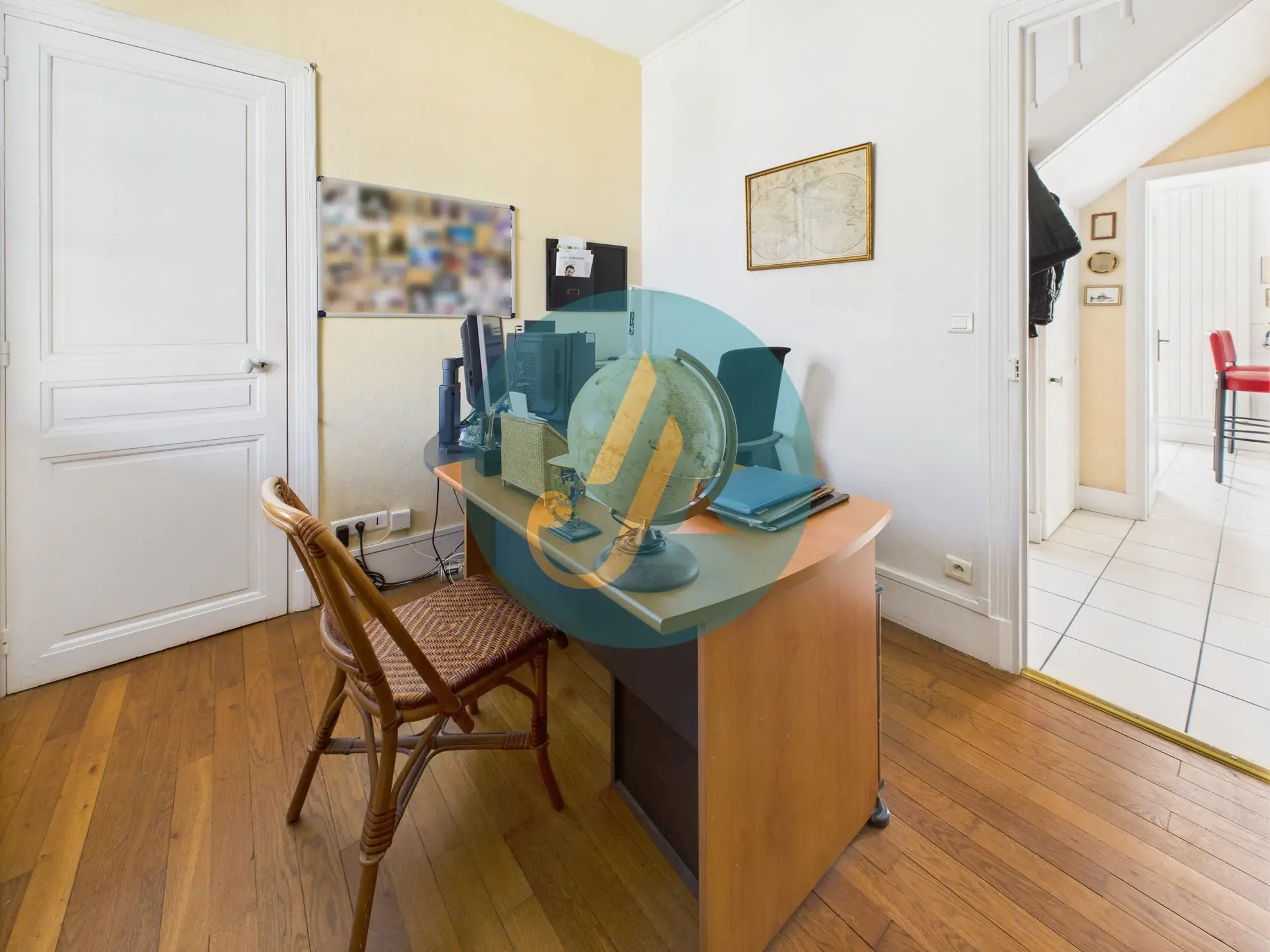 À Nevers, maison de charme avec trois logements indépendants et potentiel locatif élevé 