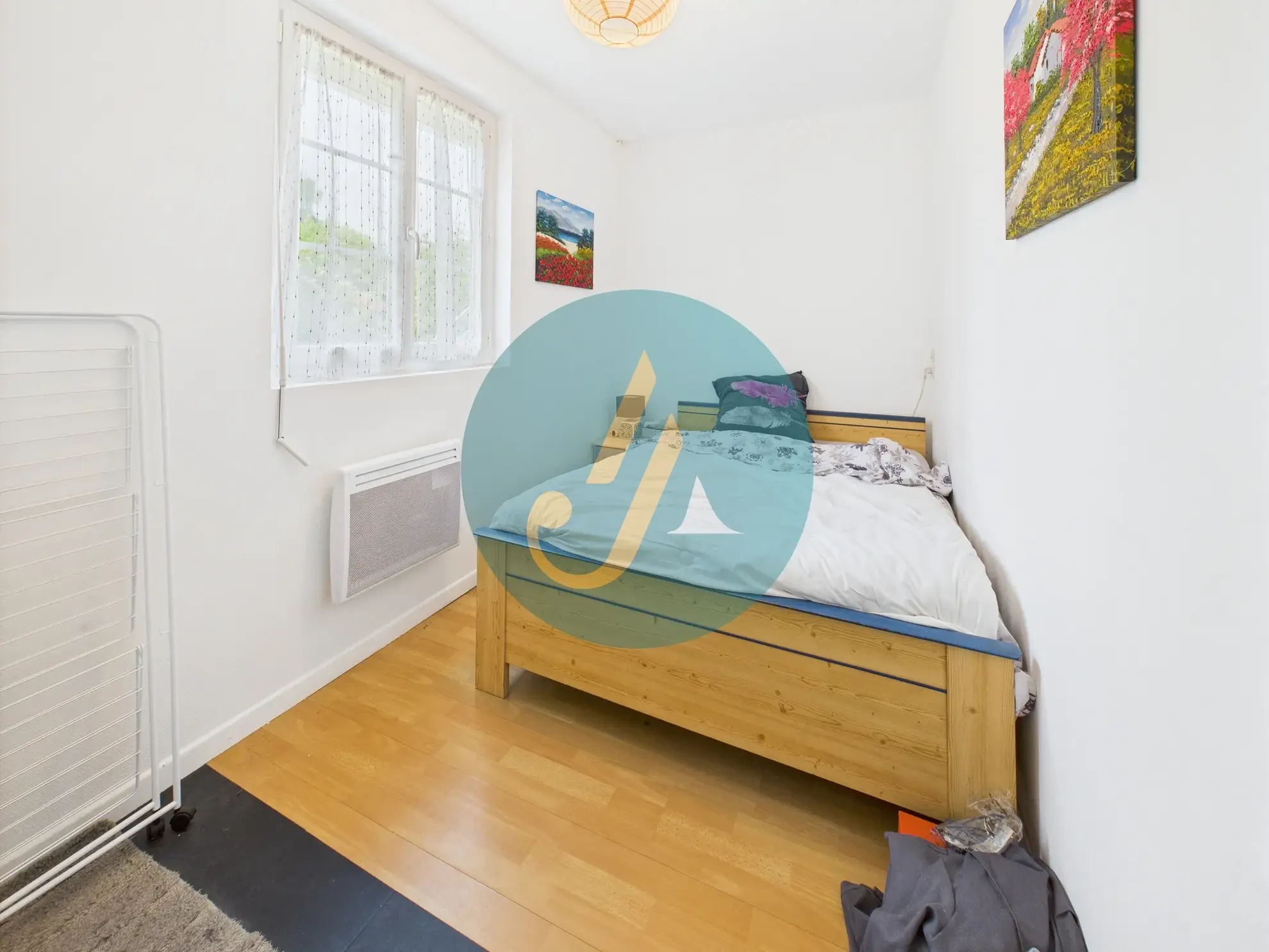 À Nevers, maison de charme avec trois logements indépendants et potentiel locatif élevé 