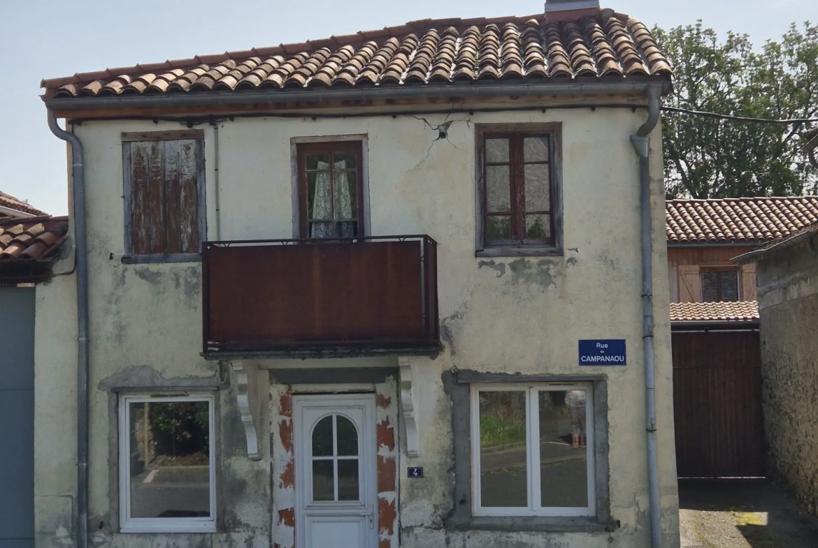 Maison ancienne à rénover de 76 m² à Labroquère – Opportunité d’investissement 