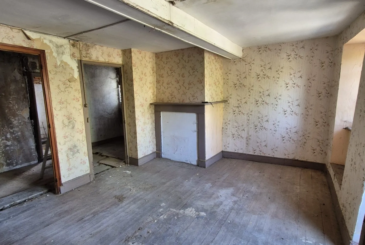 Maison ancienne à rénover de 76 m² à Labroquère – Opportunité d’investissement 