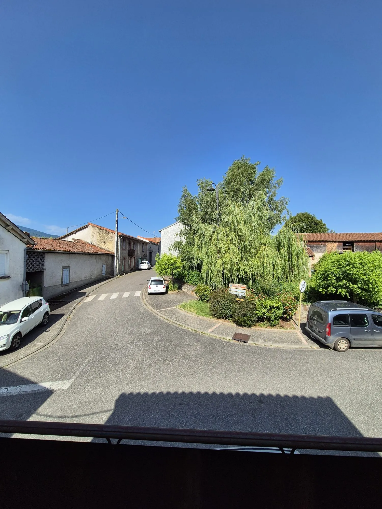 Maison ancienne à rénover de 76 m² à Labroquère – Opportunité d’investissement 