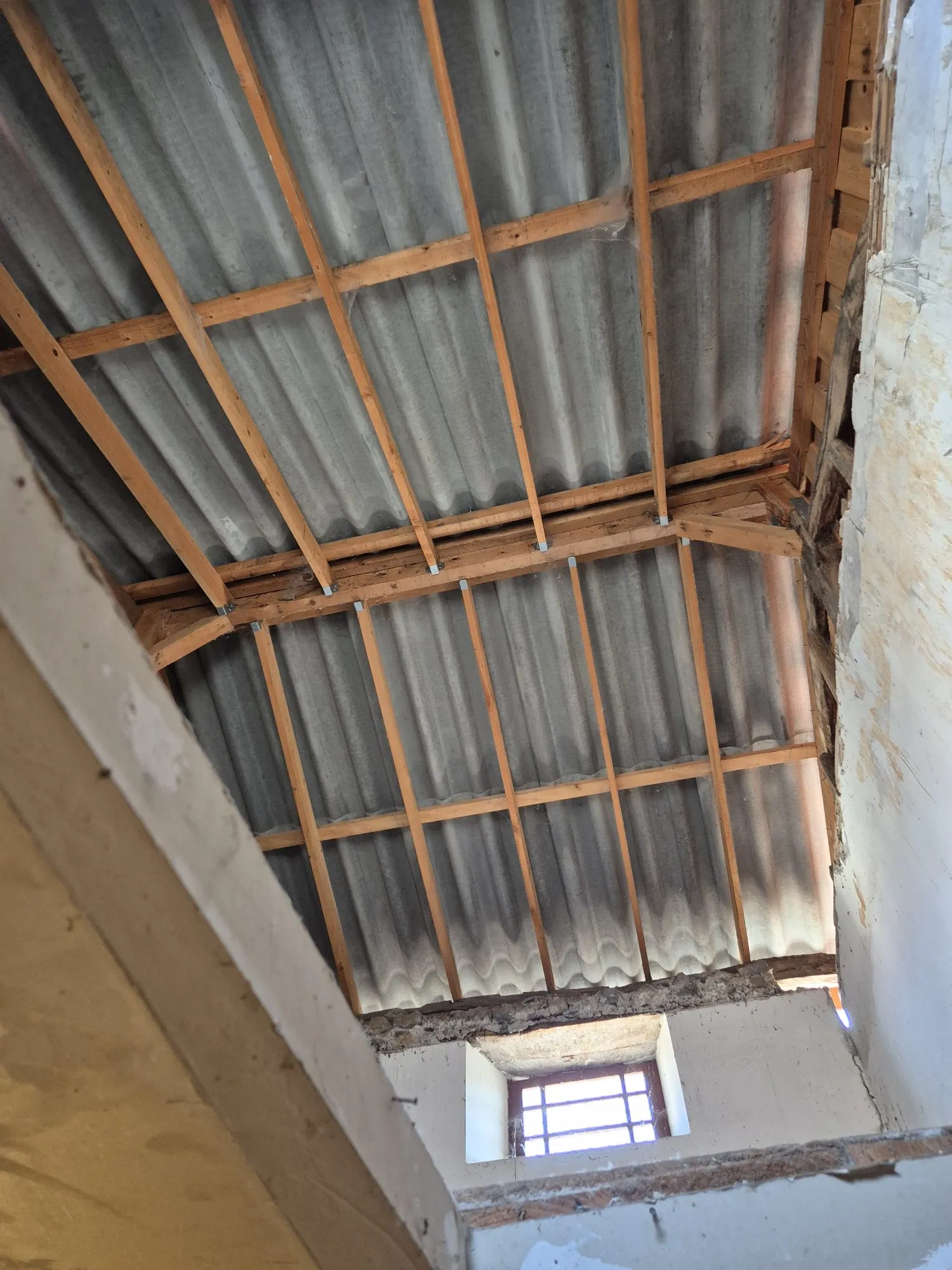 Maison ancienne à rénover de 76 m² à Labroquère – Opportunité d’investissement 