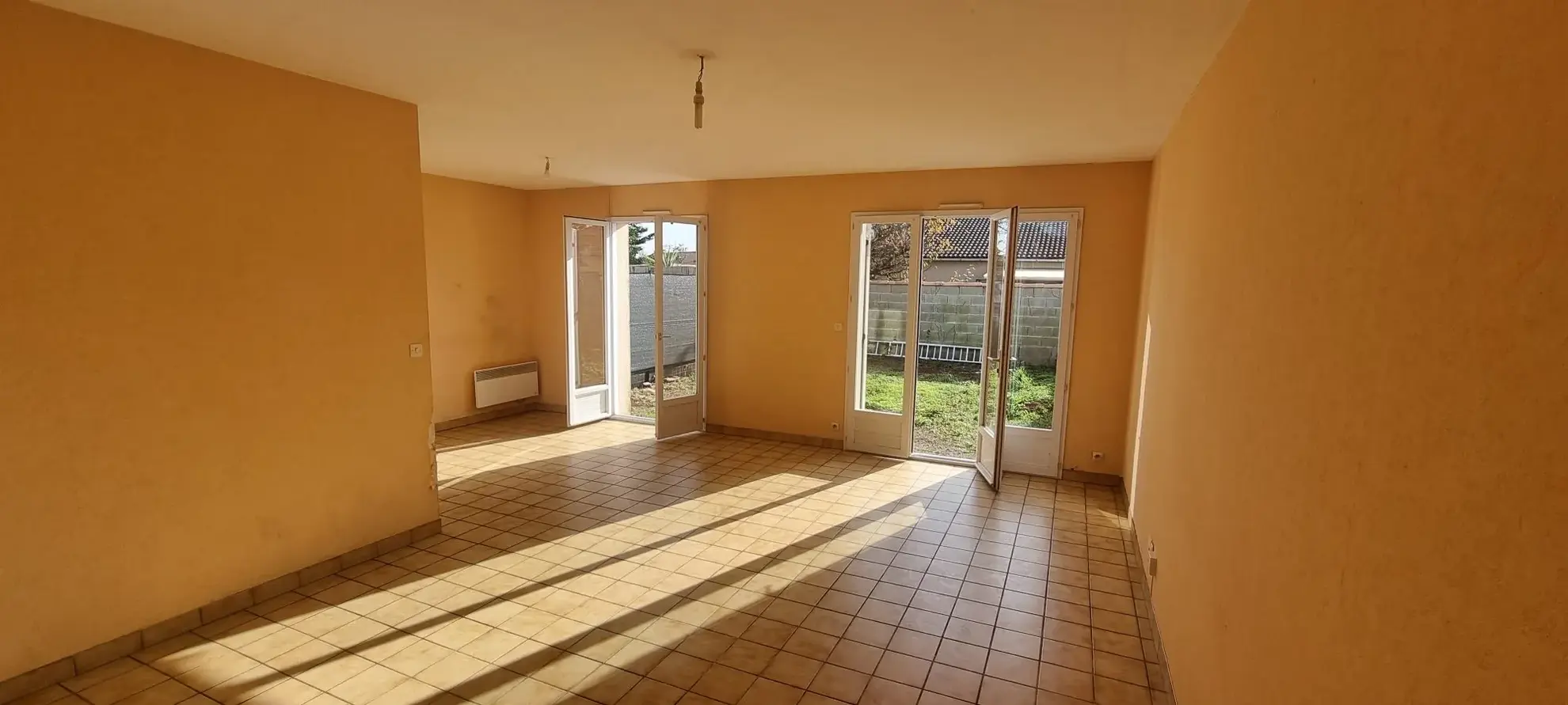 Maison de 88 m² à Niort Les Brizeaux avec garage et terrain de 156 m² 