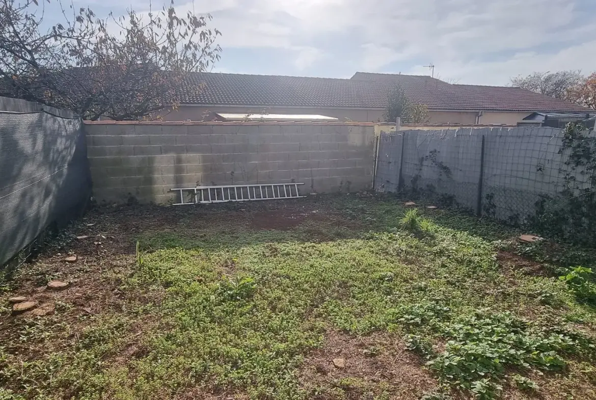 Maison de 88 m² à Niort Les Brizeaux avec garage et terrain de 156 m² 