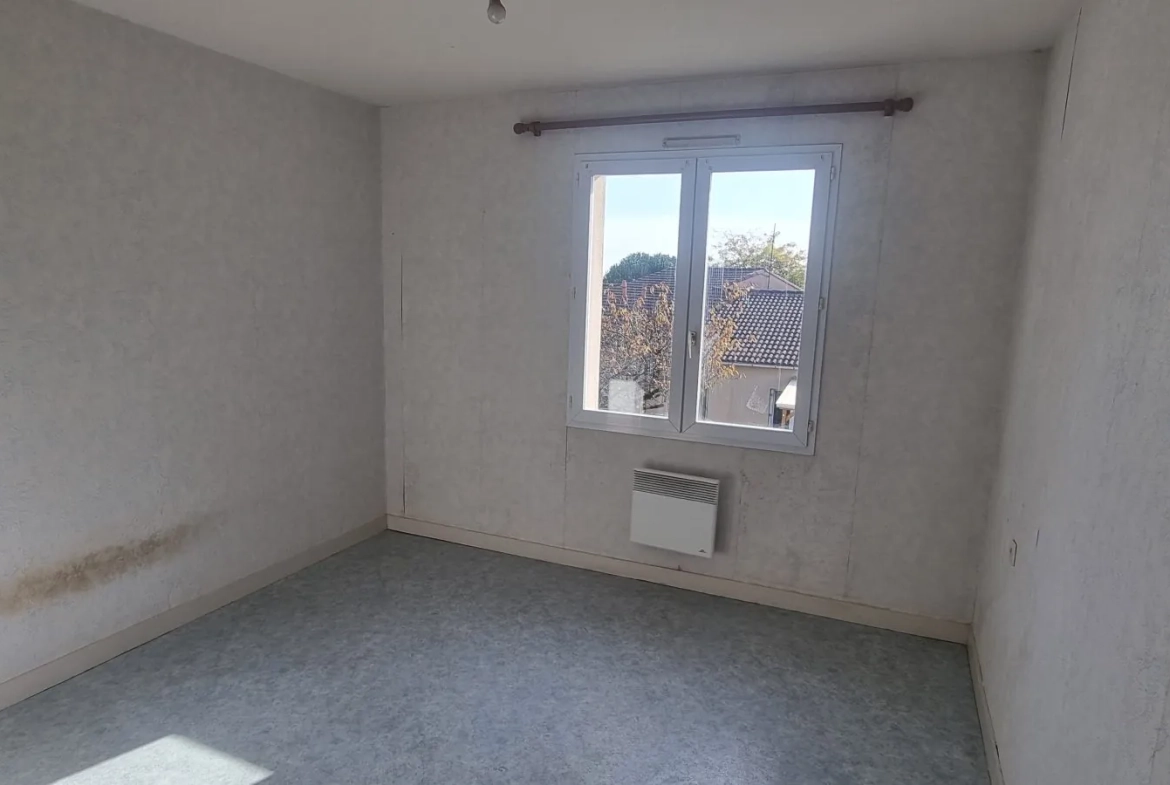 Maison de 88 m² à Niort Les Brizeaux avec garage et terrain de 156 m² 