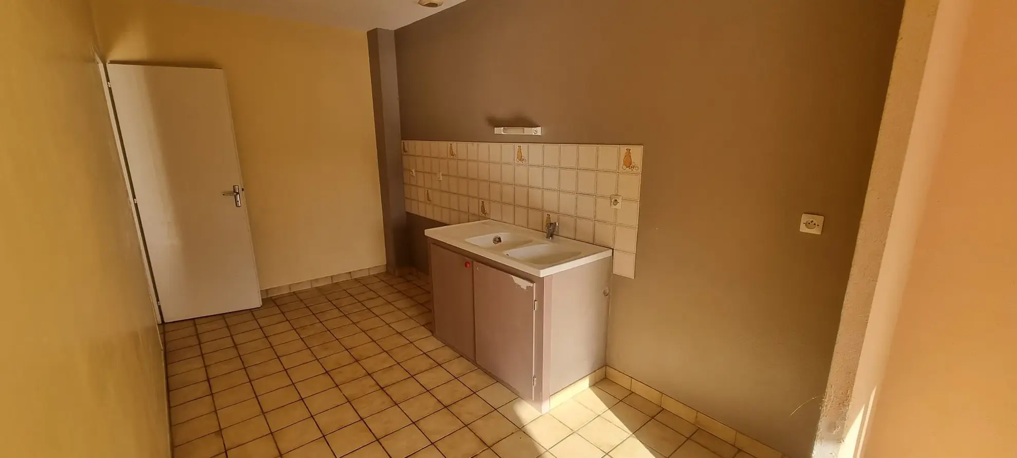 Maison de 88 m² à Niort Les Brizeaux avec garage et terrain de 156 m² 