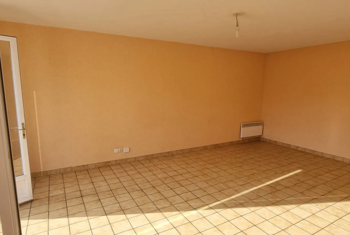 Maison de 88 m² à Niort Les Brizeaux avec garage et terrain de 156 m² 