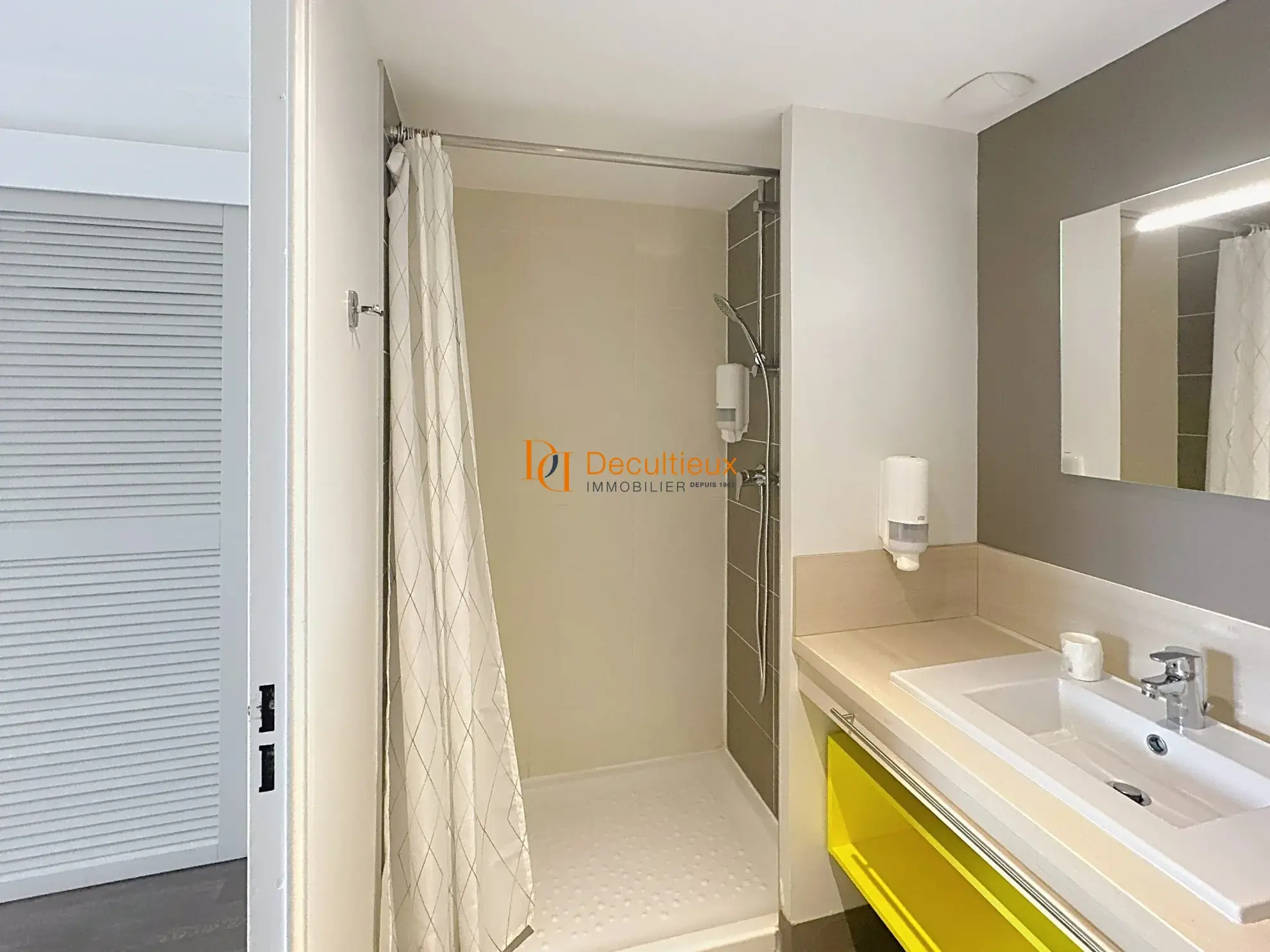 Appartement de 32 m² à Dardilly avec location garantissant une rentabilité immédiate 