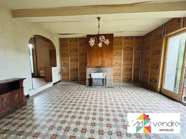 Maison à vendre à Voyennes avec fort potentiel de rénovation 