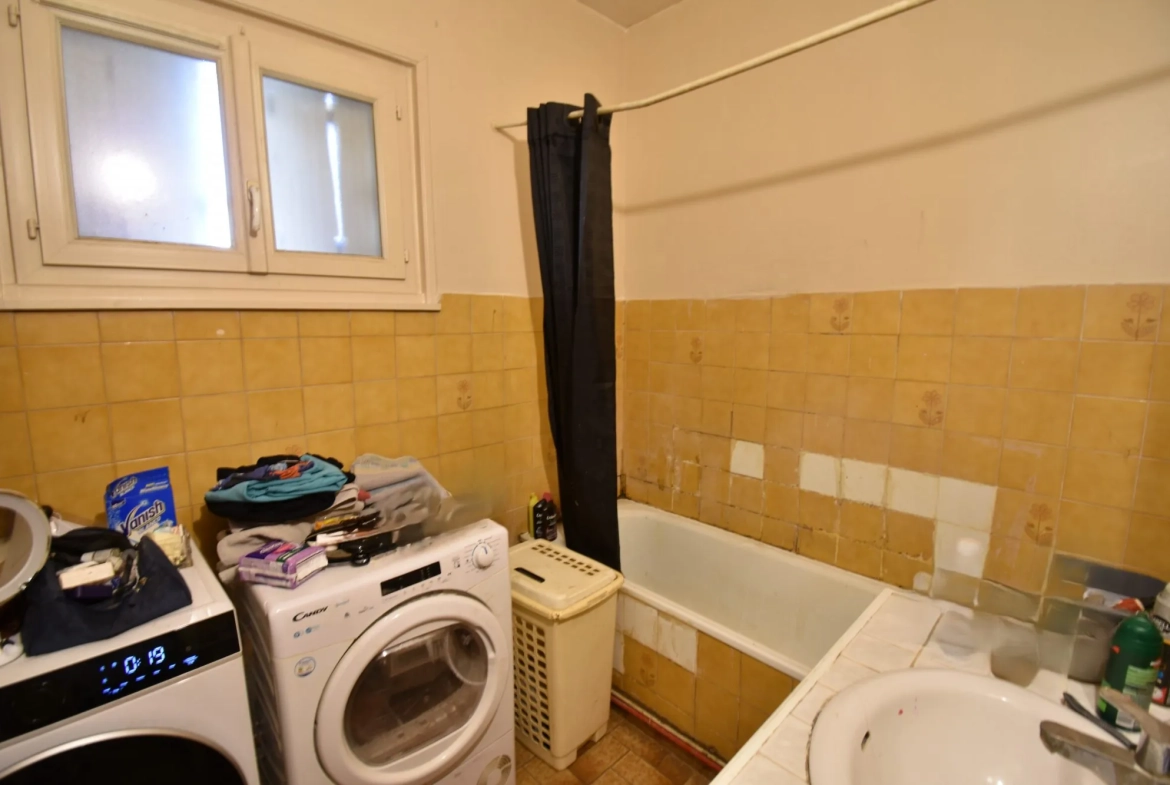 Appartement T4 loué avec terrasse à Corbas - Investissement optimal 