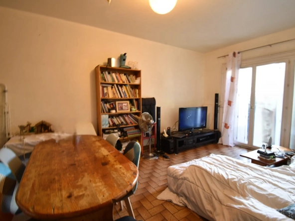 Appartement T4 loué avec terrasse à Corbas - Investissement optimal