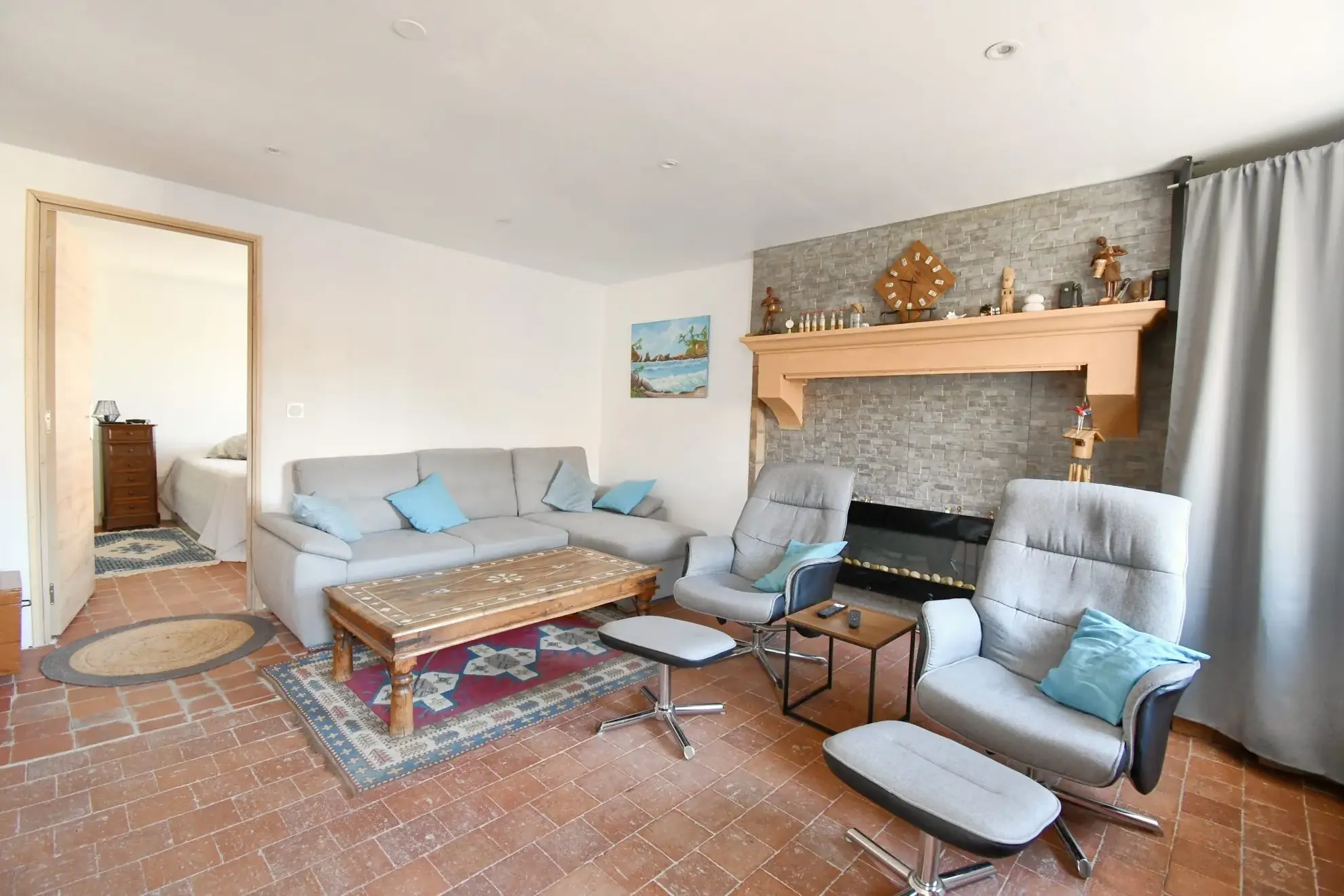 Maison de village lumineuse de 106 m² à Igornay avec studio indépendant et dépendances 