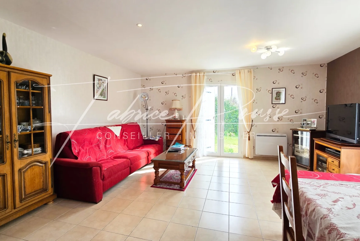 Maison 4 pièces avec 3 chambres à Surgères, proximité La Rochelle 