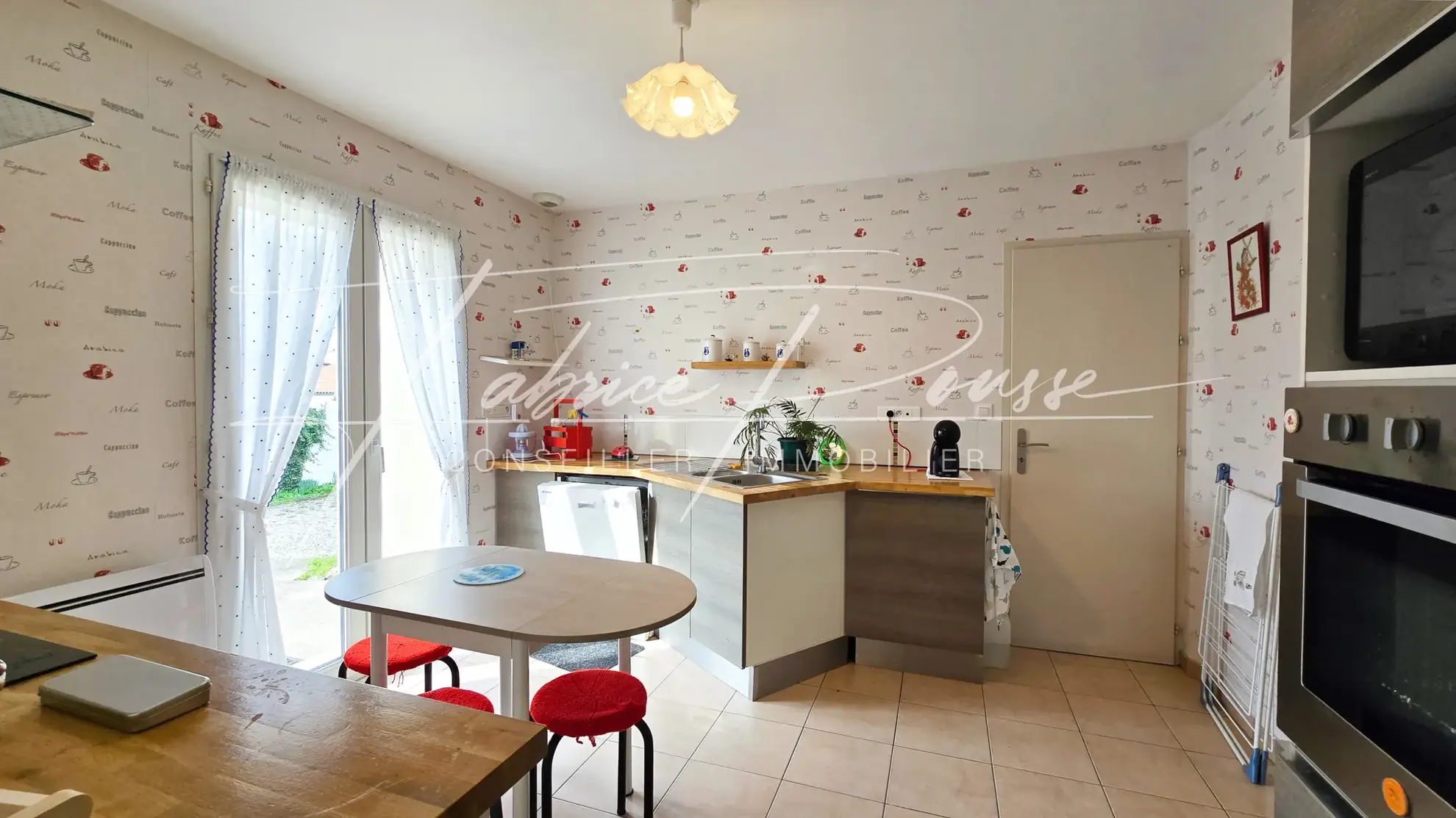 Maison 4 pièces avec 3 chambres à Surgères, proximité La Rochelle 