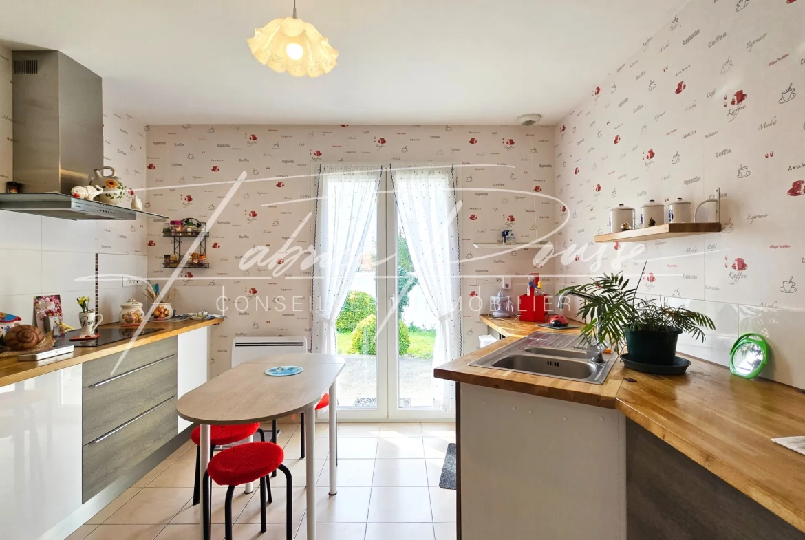 Maison 4 pièces avec 3 chambres à Surgères, proximité La Rochelle 