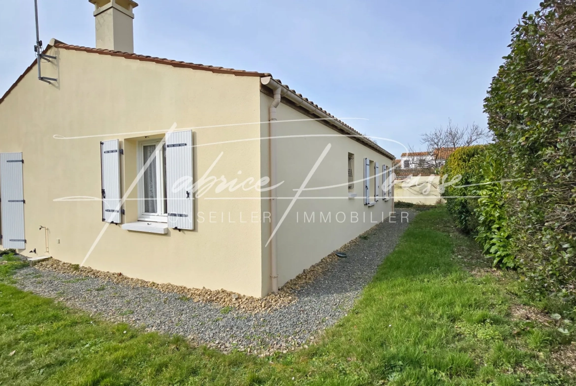 Maison 4 pièces avec 3 chambres à Surgères, proximité La Rochelle 