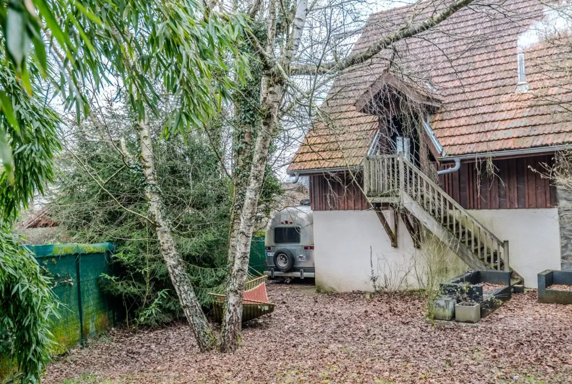 Grange à rénover à Pers Jussy avec potentiel d'agrandissement 