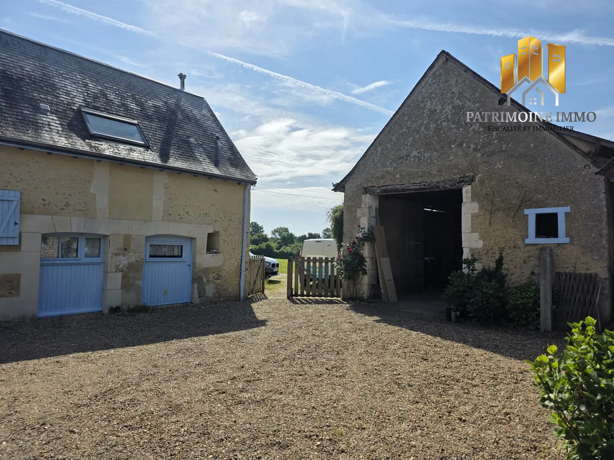 Longère à Flée (72500) avec dépendances, 4 chambres, proche forêt pour résidence ou investissement 