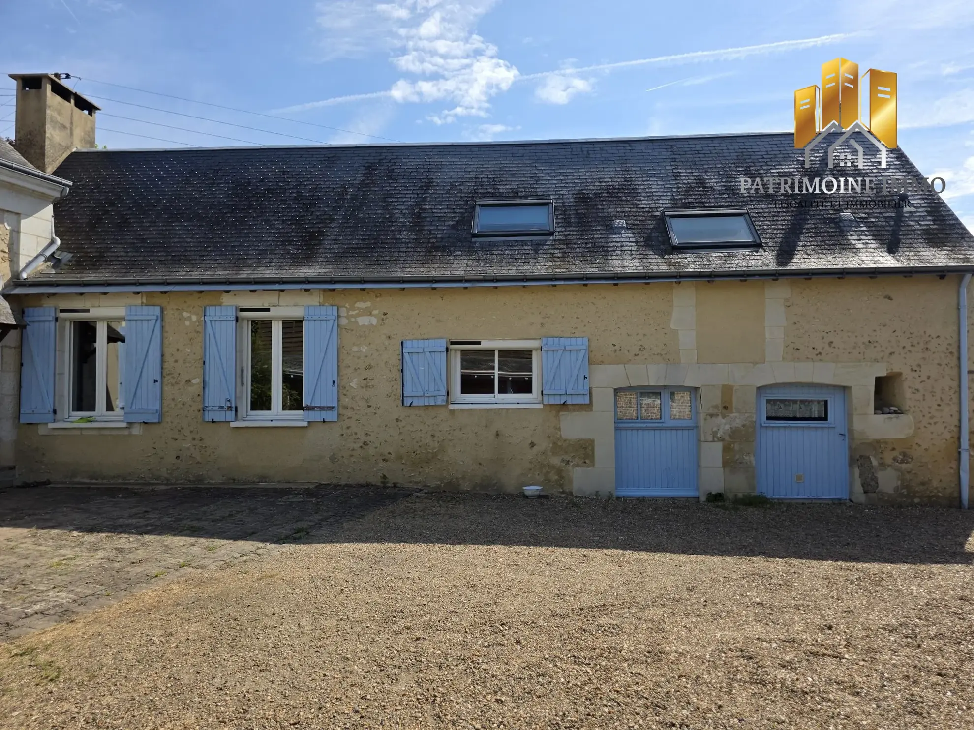 Longère à Flée (72500) avec dépendances, 4 chambres, proche forêt pour résidence ou investissement 