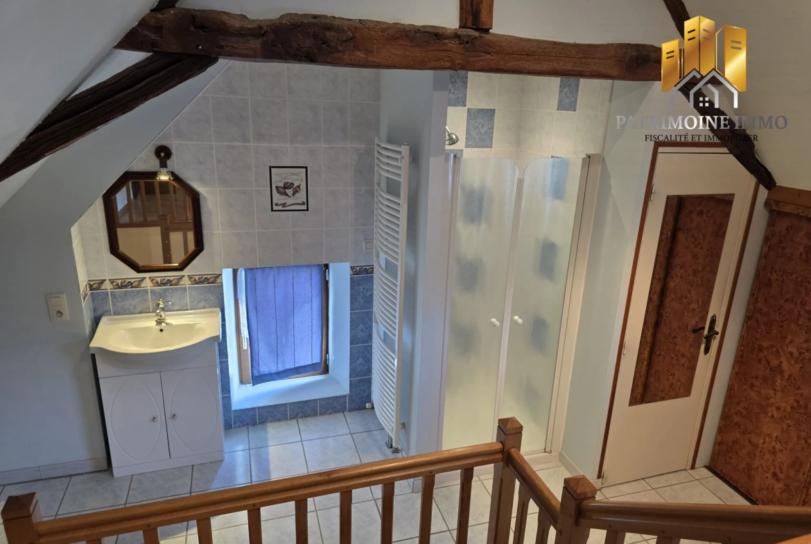 Longère à Flée (72500) avec dépendances, 4 chambres, proche forêt pour résidence ou investissement 