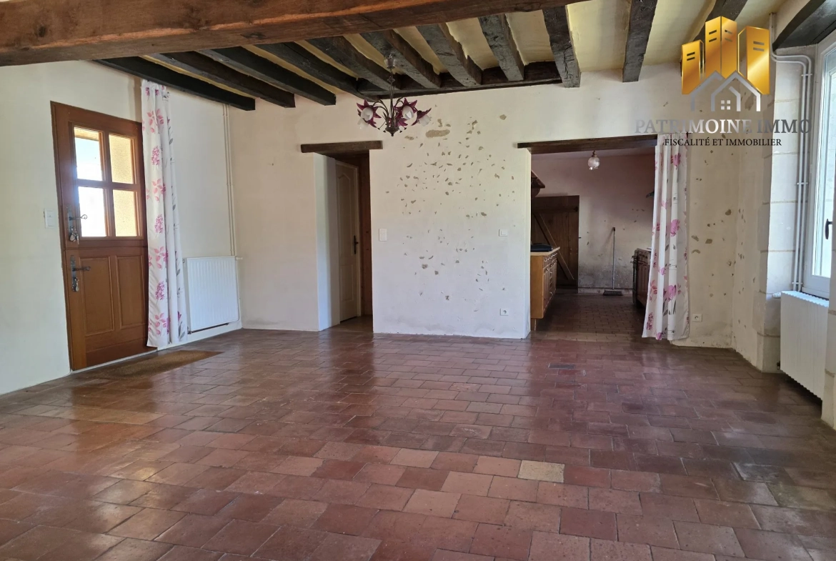 Longère à Flée (72500) avec dépendances, 4 chambres, proche forêt pour résidence ou investissement 