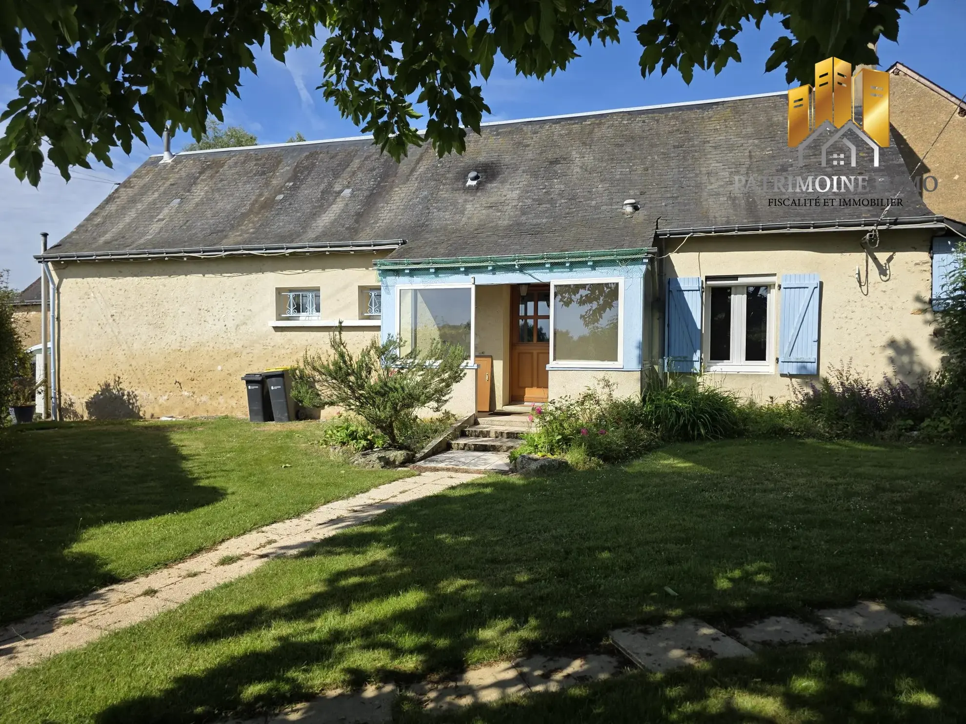 Longère à Flée (72500) avec dépendances, 4 chambres, proche forêt pour résidence ou investissement 