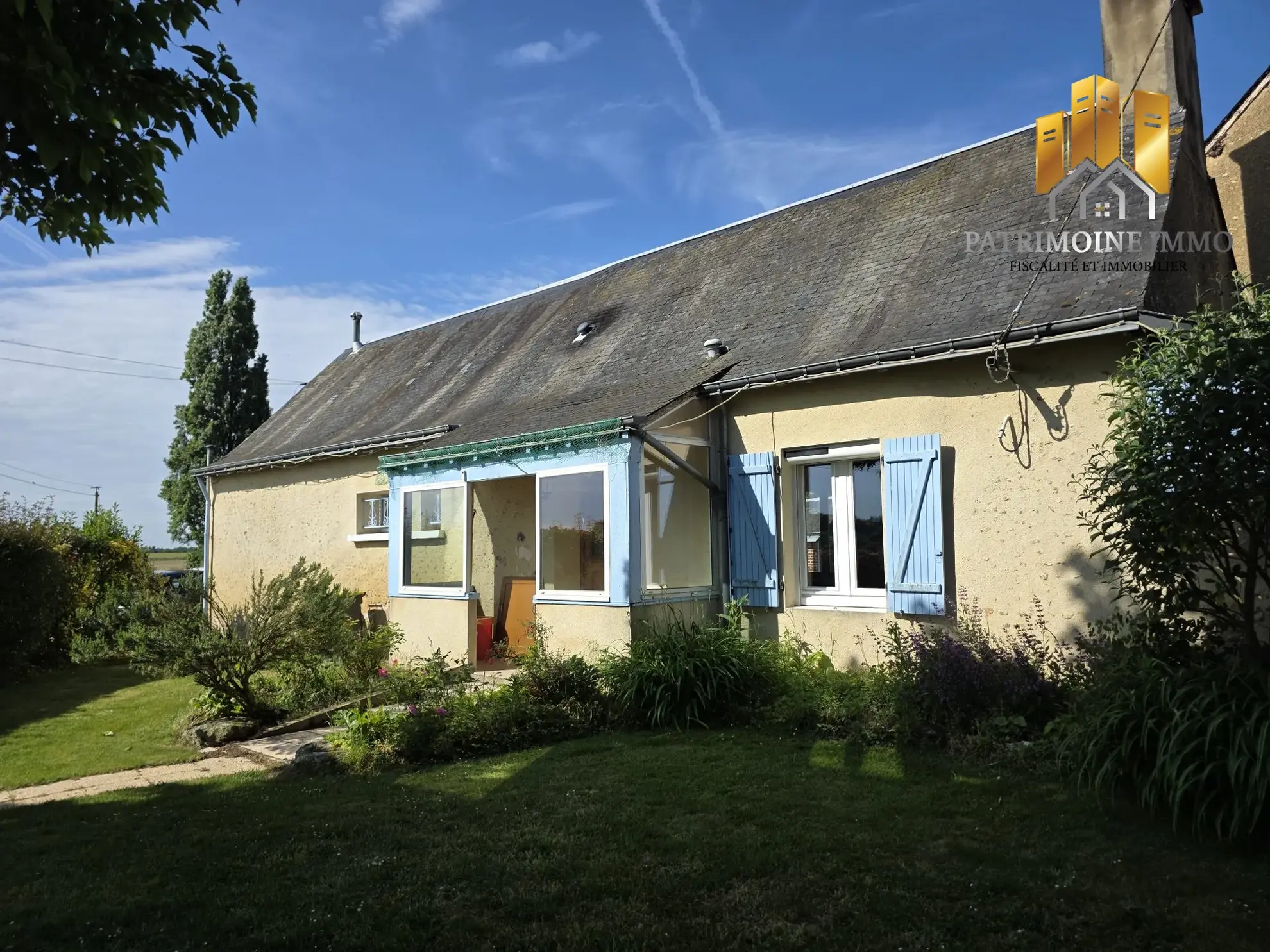 Longère à Flée (72500) avec dépendances, 4 chambres, proche forêt pour résidence ou investissement 