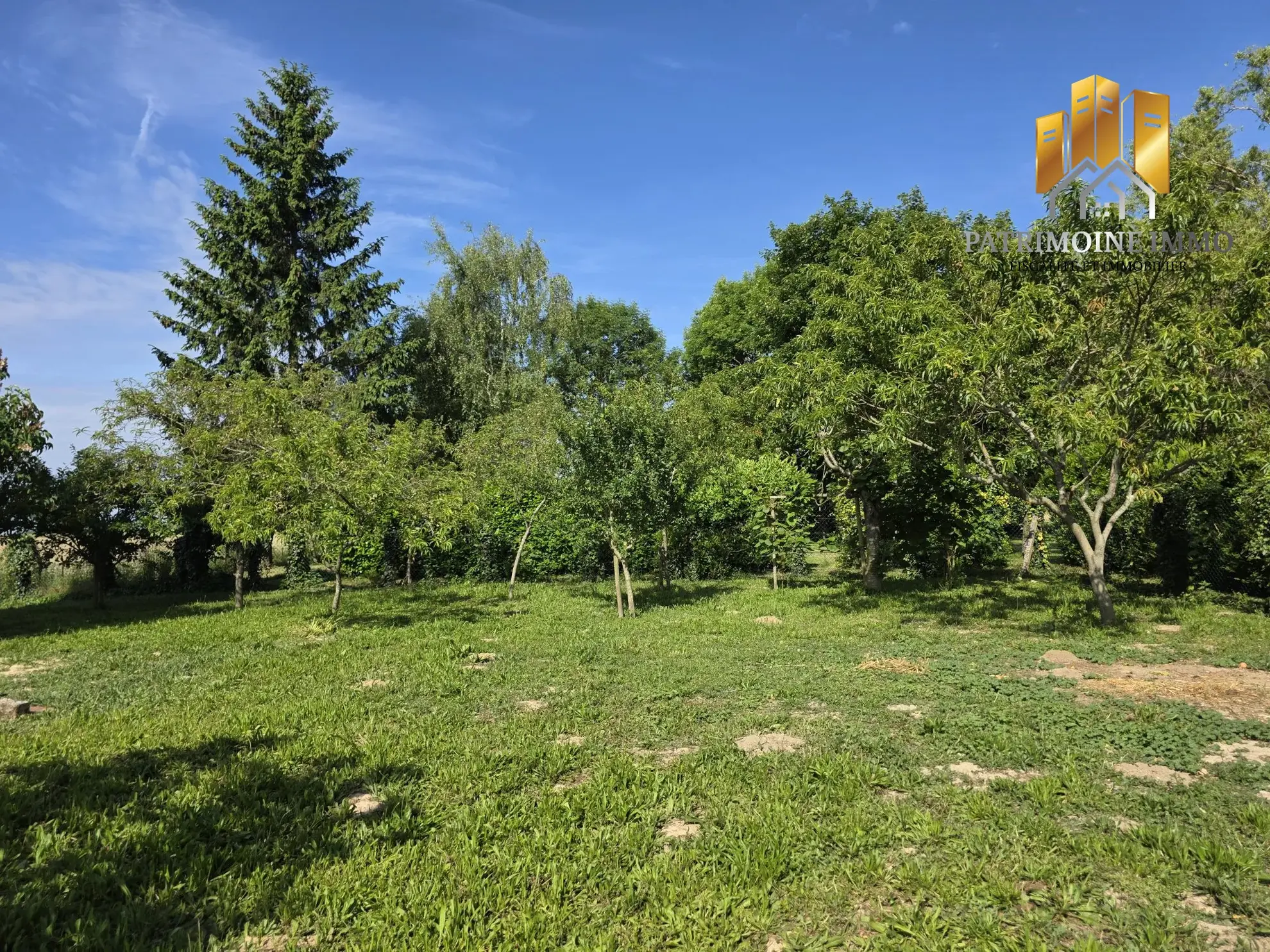 Longère à Flée (72500) avec dépendances, 4 chambres, proche forêt pour résidence ou investissement 