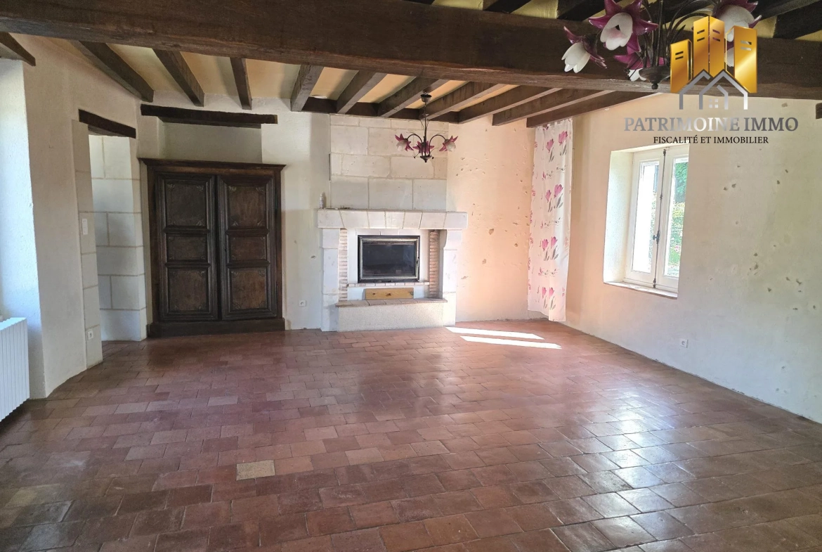 Longère à Flée (72500) avec dépendances, 4 chambres, proche forêt pour résidence ou investissement 