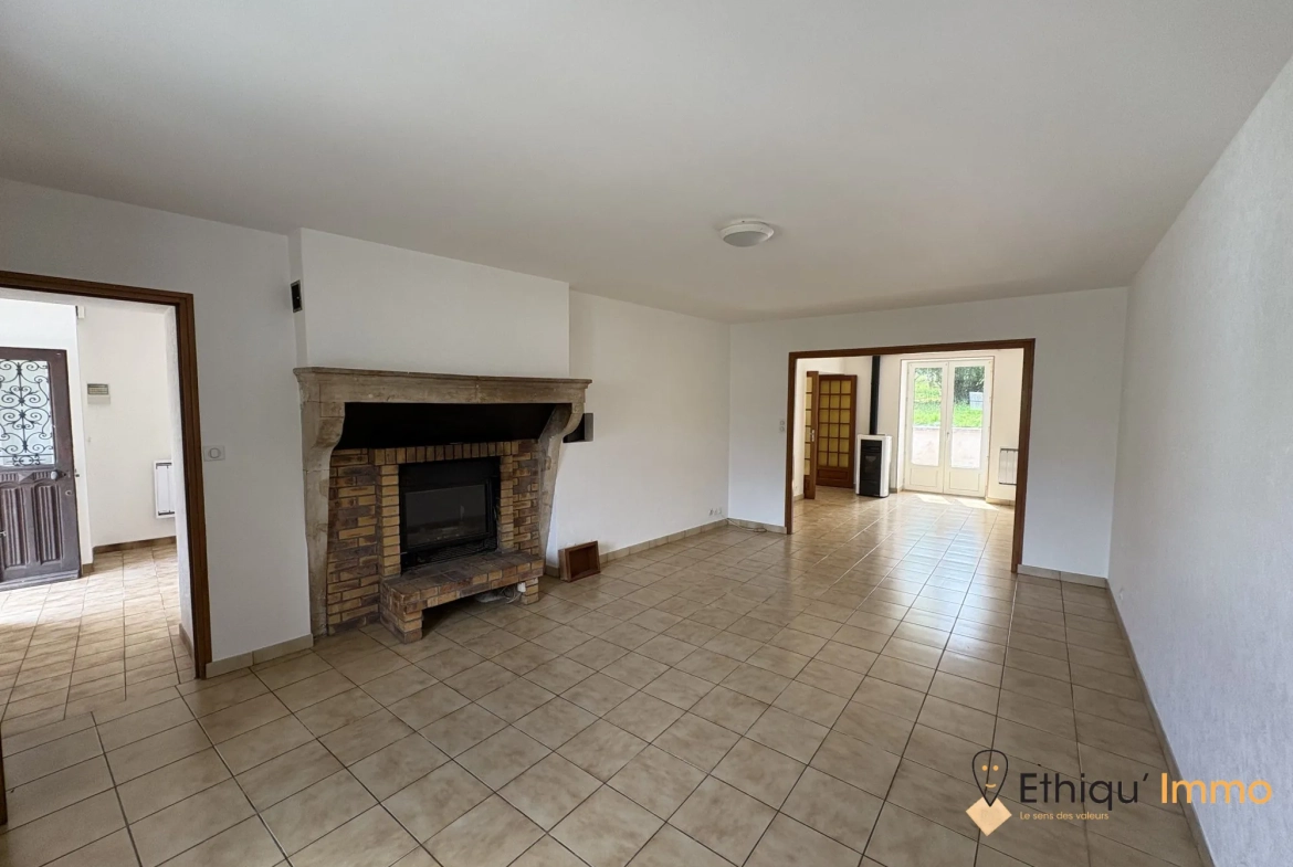 Ferme à vendre à Saulcy, Côte des Bars – Maison avec dépendances et terrain 