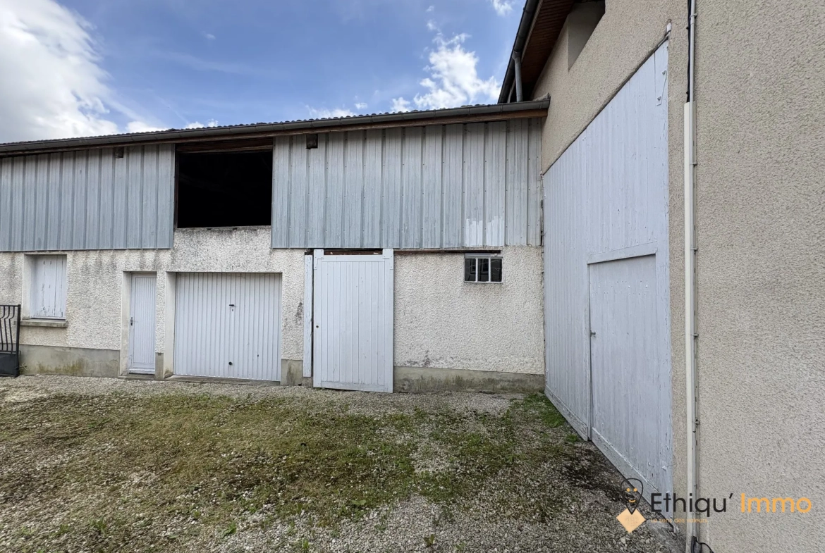 Ferme à vendre à Saulcy, Côte des Bars – Maison avec dépendances et terrain 
