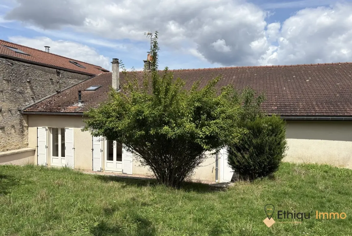 Ferme à vendre à Saulcy, Côte des Bars – Maison avec dépendances et terrain 