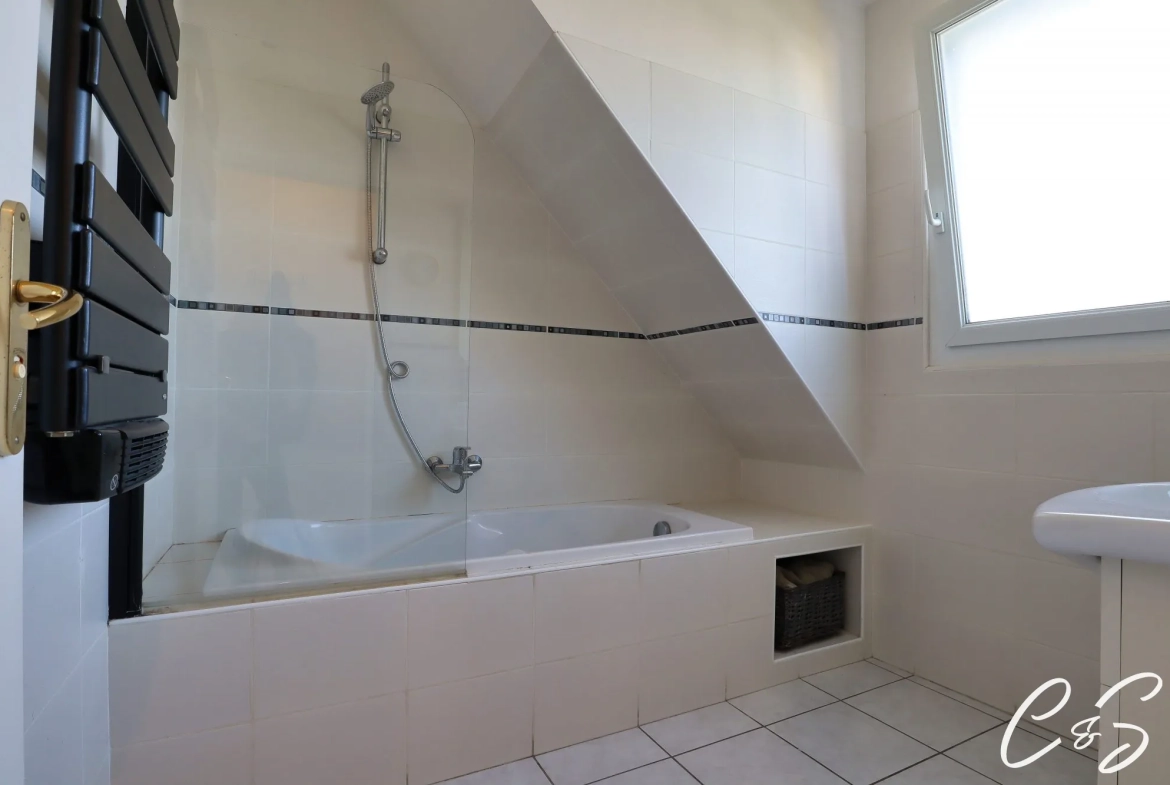 Appartement T3 lumineux avec vue dégagée au Guilvinec 