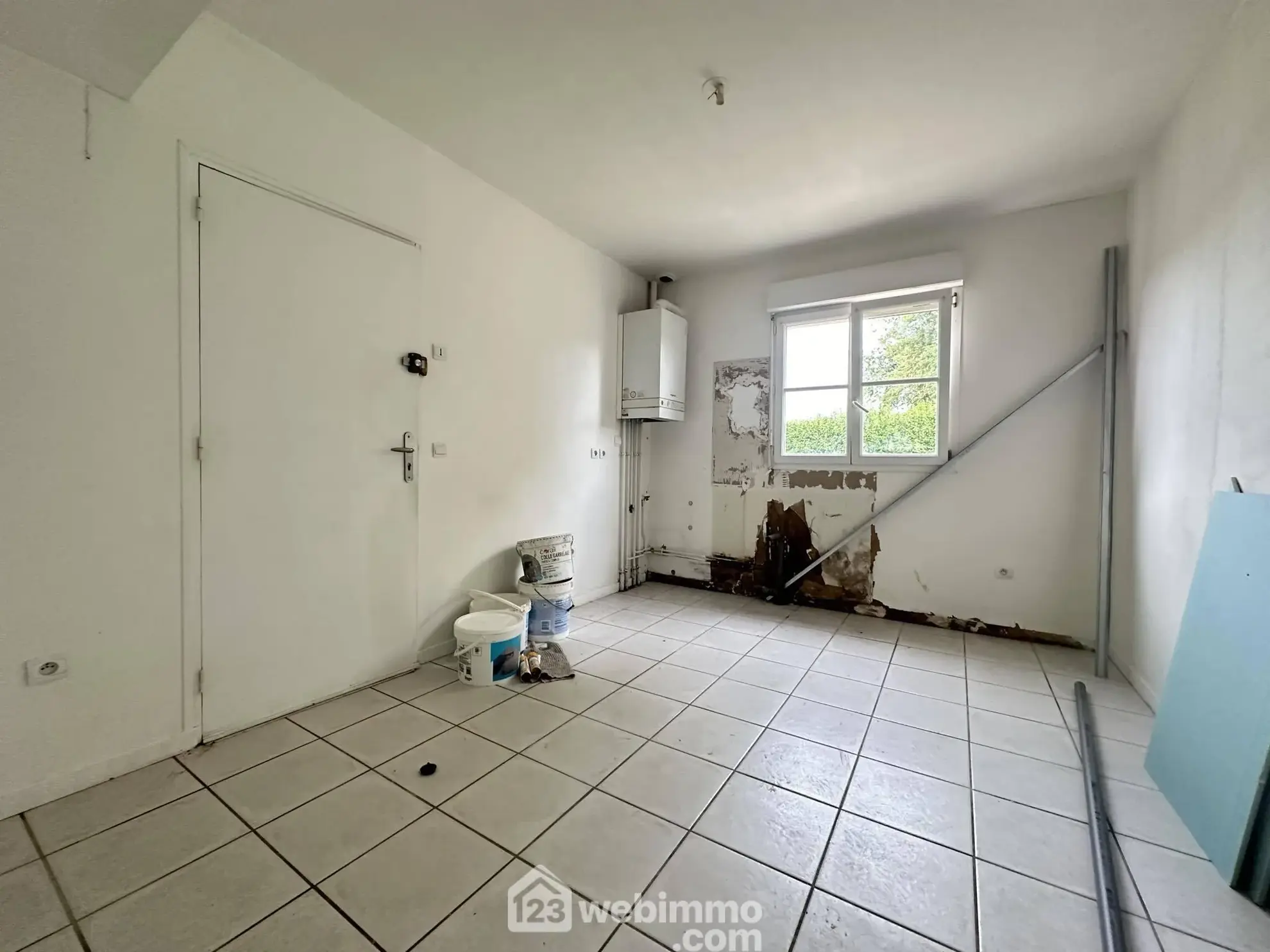 A Vendre Maison de 105 m² à Athies-sous-Laon, avec jardin et garage 