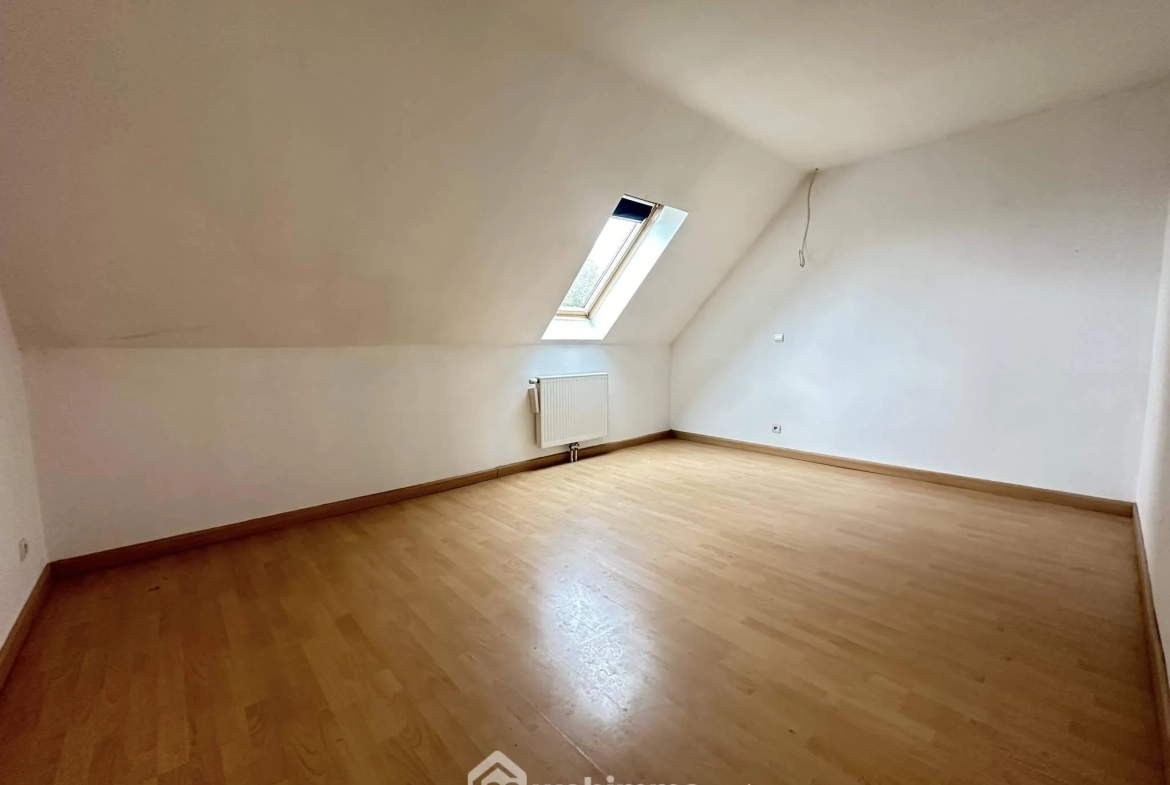 A Vendre Maison de 105 m² à Athies-sous-Laon, avec jardin et garage 