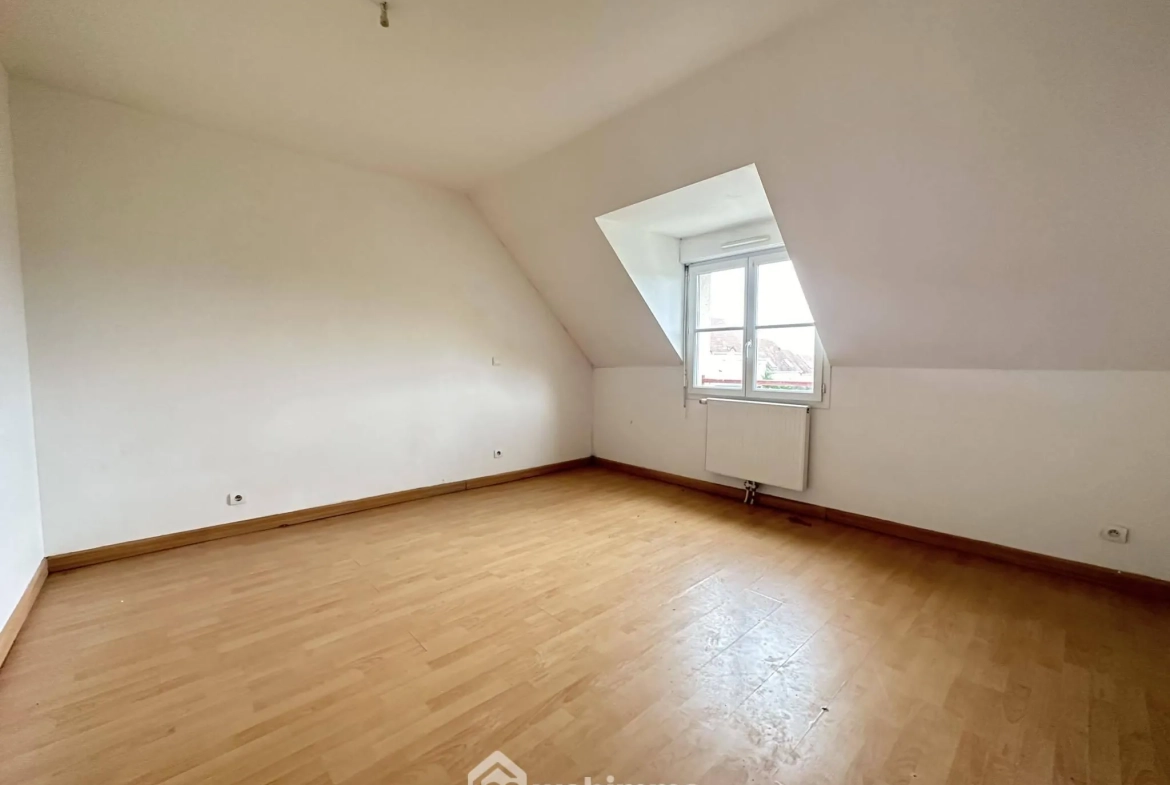 A Vendre Maison de 105 m² à Athies-sous-Laon, avec jardin et garage 