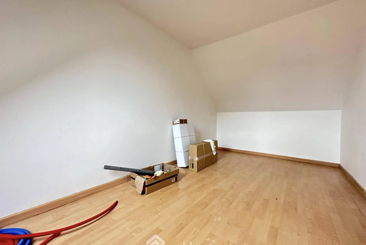 A Vendre Maison de 105 m² à Athies-sous-Laon, avec jardin et garage 
