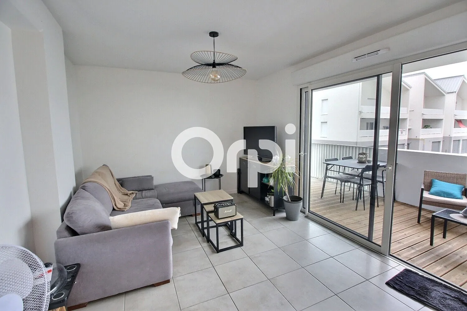 Appartement T3 à vendre à Billère proche des Halles avec parking et balcon 