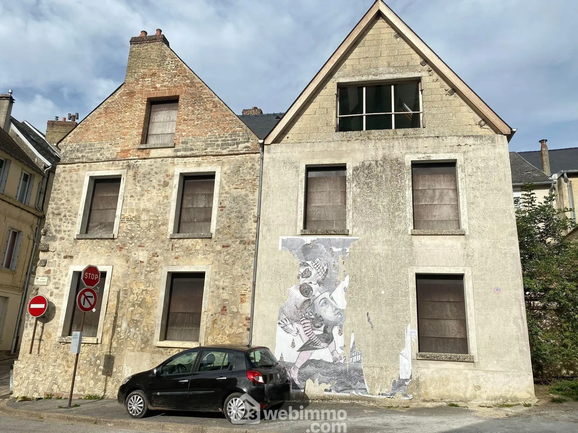 Ensemble immobilier de 273 m² à Laon avec Vue Imprenable 